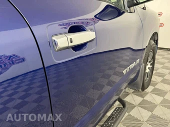 2021 Nissan TITAN SV Crew Cab Short Bed - miniatura 31