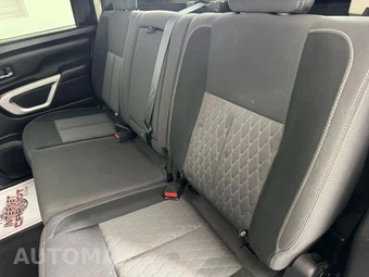 2021 Nissan TITAN SV Crew Cab Short Bed - miniatura 36