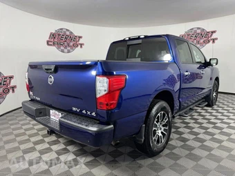 2021 Nissan TITAN SV Crew Cab Short Bed - miniatura 7