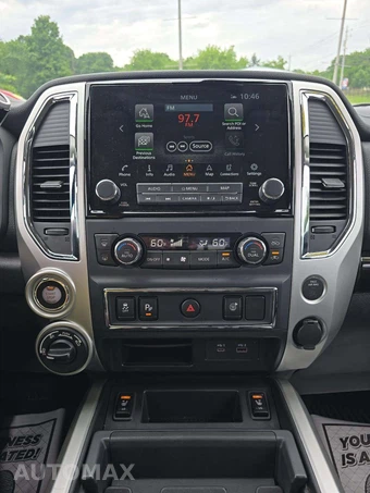 2021 Nissan TITAN SV Crew Cab Short Bed - miniatura 10