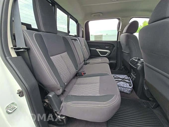 2021 Nissan TITAN SV Crew Cab Short Bed - miniatura 16