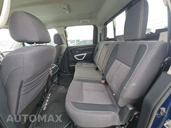2021 Nissan TITAN SV Crew Cab Short Bed – miniatura 13