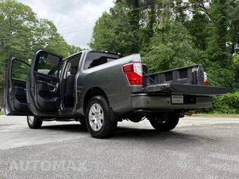 2021 Nissan TITAN SV Crew Cab Short Bed - miniatura 11