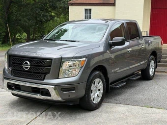 2021 Nissan TITAN SV Crew Cab Short Bed - miniatura 17