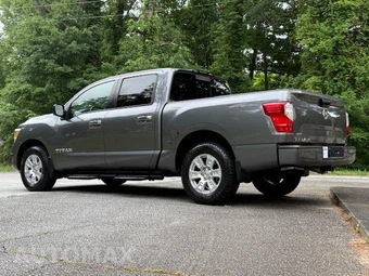 2021 Nissan TITAN SV Crew Cab Short Bed - miniatura 22