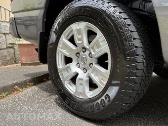 2021 Nissan TITAN SV Crew Cab Short Bed - miniatura 37