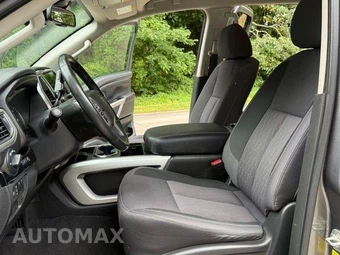 2021 Nissan TITAN SV Crew Cab Short Bed - miniatura 9