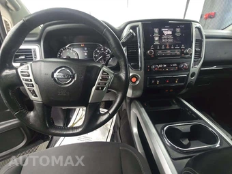 2021 Nissan TITAN SV Crew Cab Short Bed - miniatura 10