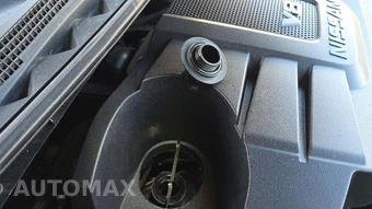 2021 Nissan TITAN SV Crew Cab Short Bed - miniatura 24