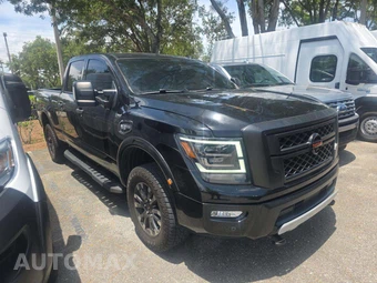2021 Nissan TITAN XD PRO-4X Crew Cab Medium Bed – miniatura 4