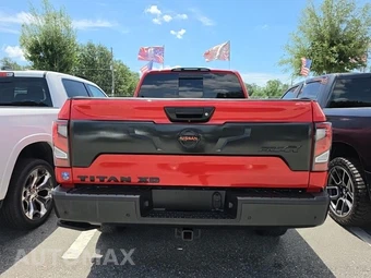2021 Nissan TITAN XD PRO-4X Crew Cab Medium Bed – miniatura 5