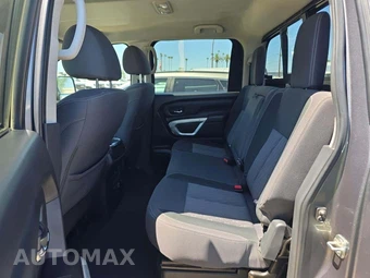 2021 Nissan Titan XD SV - miniatura 10