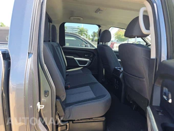 2021 Nissan Titan XD SV - miniatura 13