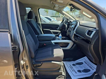 2021 Nissan Titan XD SV - miniatura 15