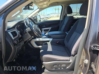 2021 Nissan Titan XD SV - miniatura 3