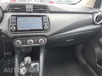 2021 Nissan Versa S – miniatura 17