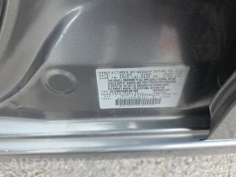 2021 Nissan Versa S – miniatura 21