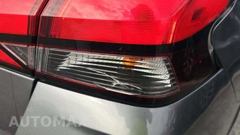 2021 Nissan Versa S – miniatura 33