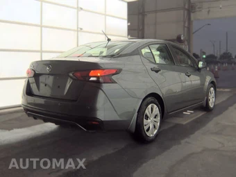 2021 Nissan Versa S – miniatura 5