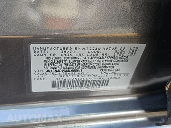 2021 Nissan Versa S – miniatura 14