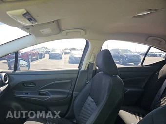2021 Nissan Versa S – miniatura 17