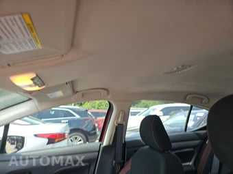 2021 Nissan Versa SR – miniatura 14