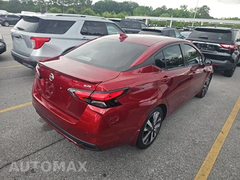 2021 Nissan Versa SR – miniatura 4