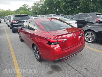 2021 Nissan Versa SR – miniatura 6