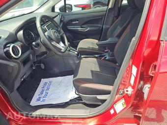 2021 Nissan Versa SR – miniatura 7