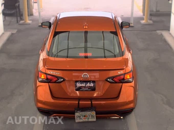 2021 Nissan Versa SR – miniatura 5