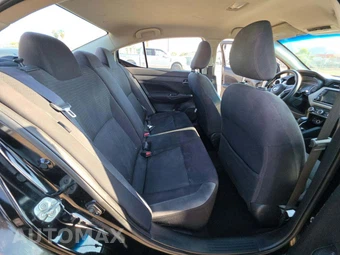 2021 Nissan Versa SV - miniatura 16