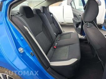 2021 Nissan Versa SV – miniatura 16