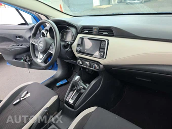 2021 Nissan Versa SV – miniatura 19