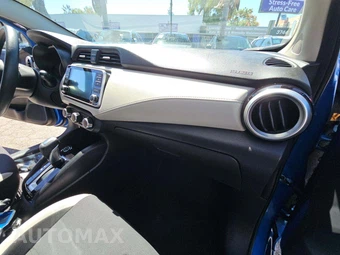 2021 Nissan Versa SV - miniatura 19