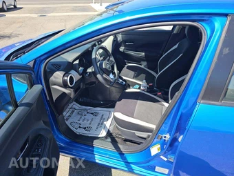 2021 Nissan Versa SV - miniatura 6