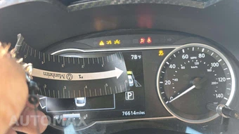 2021 Nissan Versa SV - miniatura 32