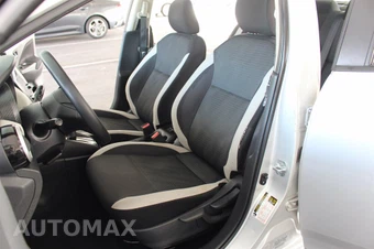 2021 Nissan Versa SV - miniatura 27
