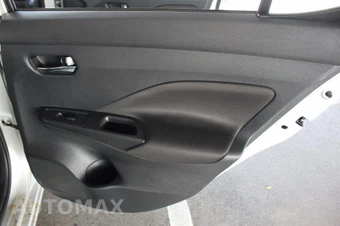 2021 Nissan Versa SV - miniatura 34