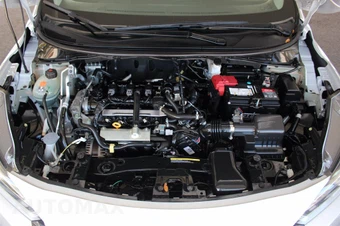 2021 Nissan Versa SV - miniatura 47