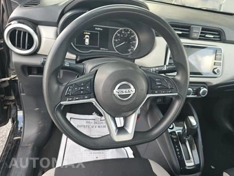 2021 Nissan Versa SV - miniatura 10