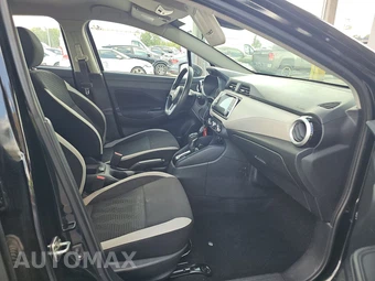 2021 Nissan Versa SV - miniatura 8