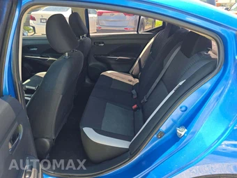 2021 Nissan Versa SV – miniatura 13
