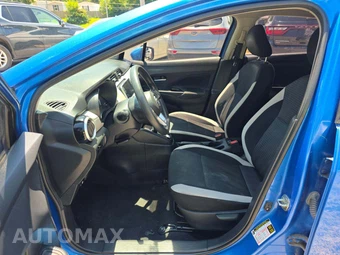 2021 Nissan Versa SV – miniatura 6