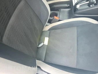 2021 Nissan Versa SV - miniatura 21