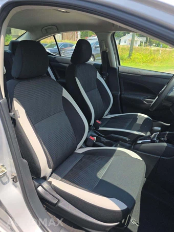 2021 Nissan Versa SV – miniatura 18