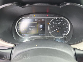 2021 Nissan Versa SV – miniatura 12