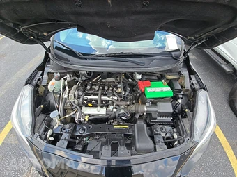 2021 Nissan Versa SV – miniatura 15