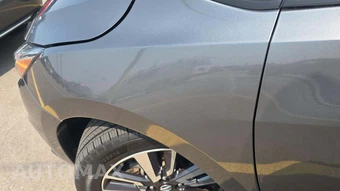2021 Nissan Versa SV - miniatura 21