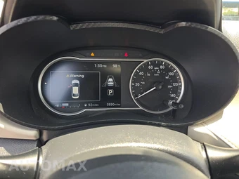 2021 Nissan Versa SV - miniatura 12