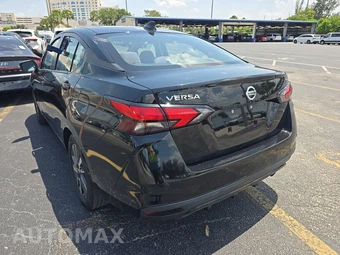 2021 Nissan Versa SV - miniatura 6